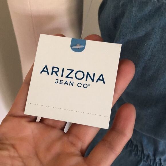 Arizona Light Wash Jean Romper- XS - Picture 7 of 12